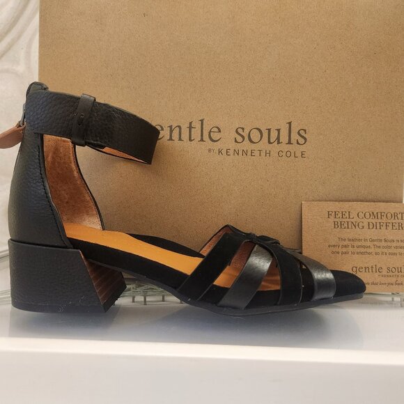 Gentle Souls Black Leather "Break My Park" Sandals. NIB. Size 5.5 - Picture 1 of 10